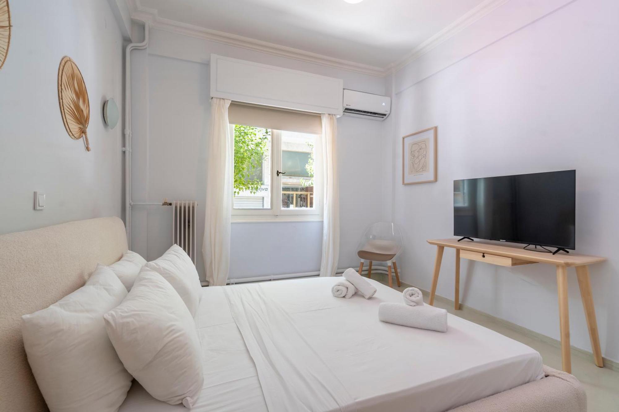 New Renovated Cosy In Koukaki *