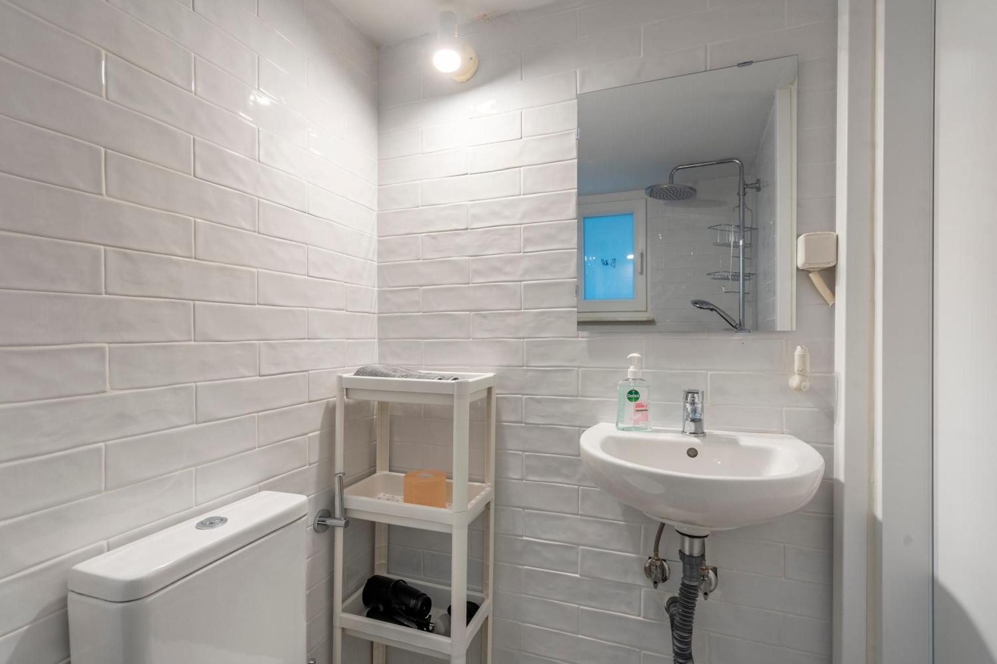 New Renovated Cosy In Koukaki